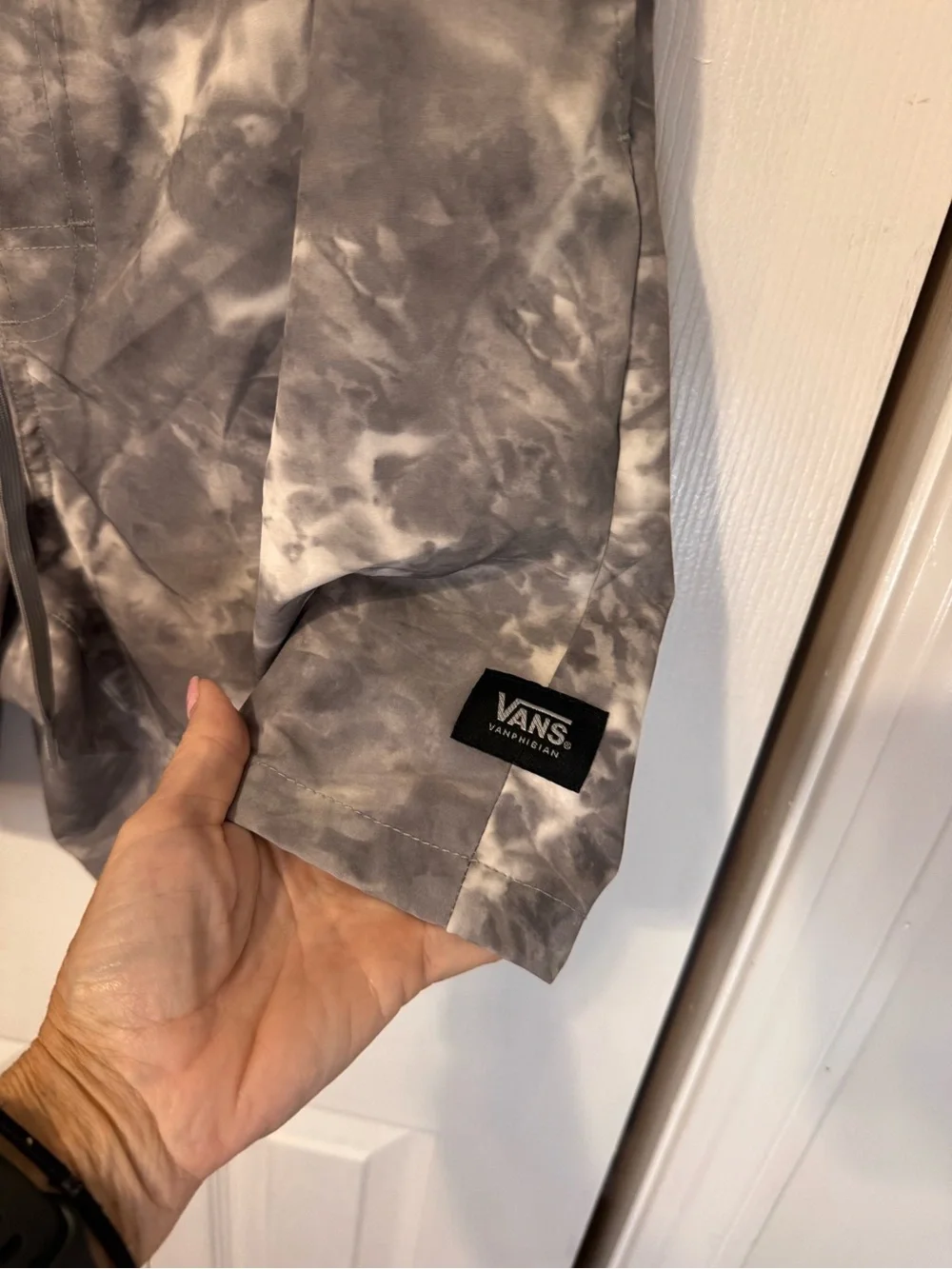 Vans Men’s Gray & White Tie-Dye Swim/Day Shorts Size XL
